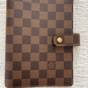Louis Vuitton Medium Ring Agenda Damier Ebene